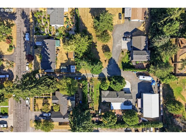 1270 E JEFFERSON St, Stayton, OR 97383