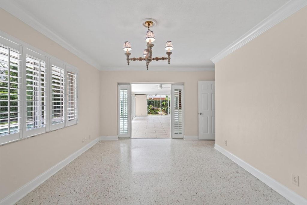 Image 19 of property listing at 670 Juneberry Court, Boca Raton, FL 33486