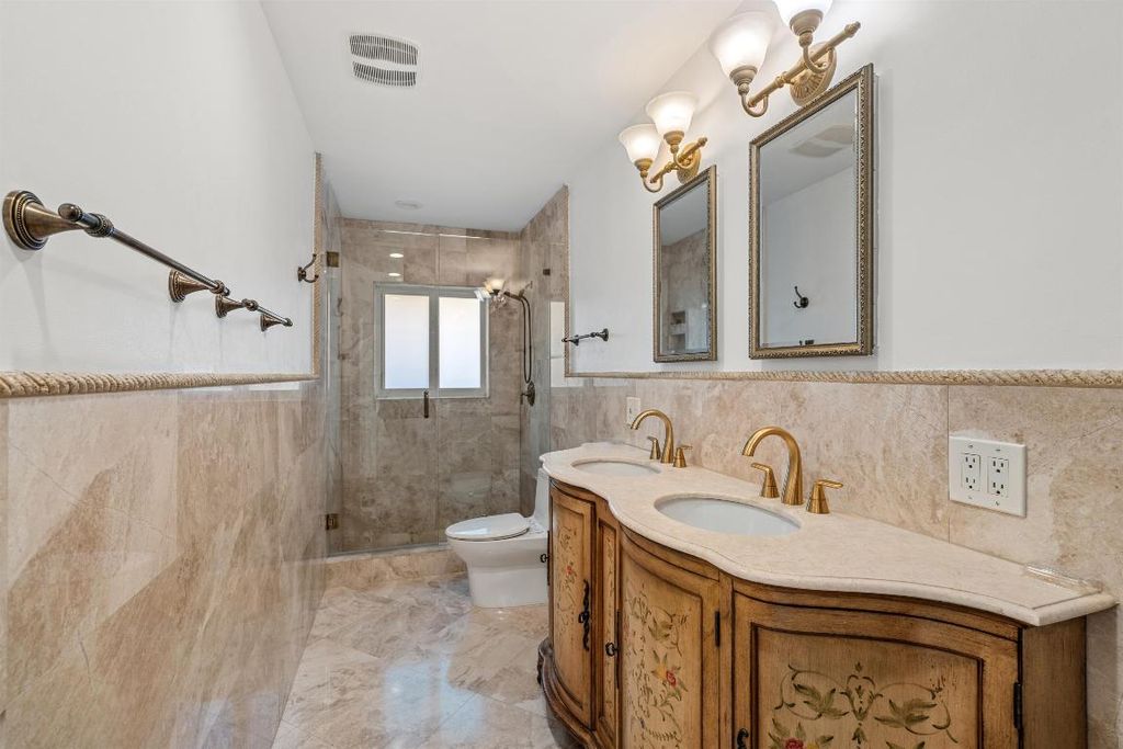 Image 20 of property listing at 670 Juneberry Court, Boca Raton, FL 33486