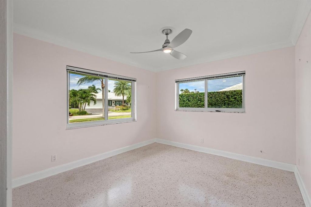 Image 23 of property listing at 670 Juneberry Court, Boca Raton, FL 33486