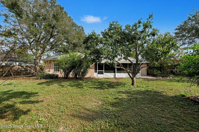 6200 Golfview Avenue, Cocoa, FL 32927