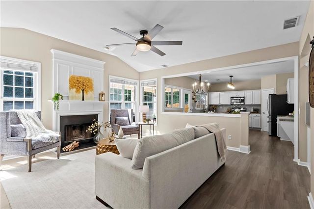 2873 Donamire Lane NW, Kennesaw, GA 30144