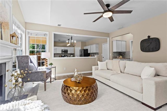 2873 Donamire Lane NW, Kennesaw, GA 30144