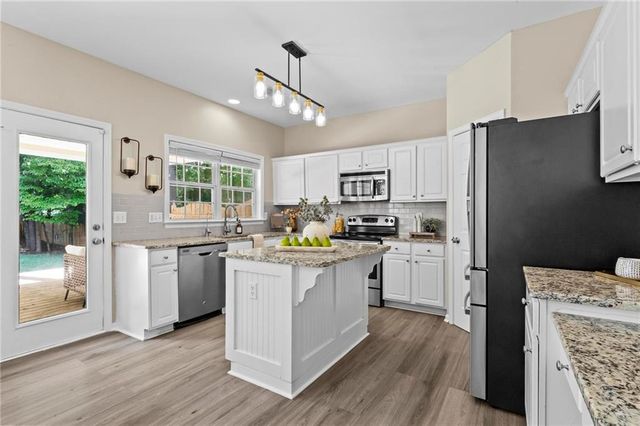 2873 Donamire Lane NW, Kennesaw, GA 30144
