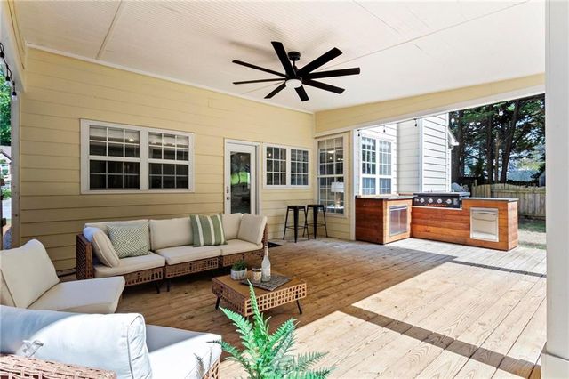 2873 Donamire Lane NW, Kennesaw, GA 30144