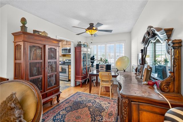 5376 Fairview Boulevard 209, Los Angeles, CA 90056