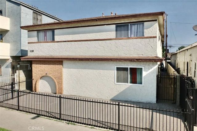 1120 Raymond Avenue, Long Beach, CA 90804