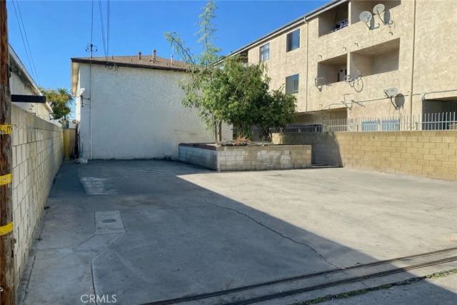 1120 Raymond Avenue, Long Beach, CA 90804