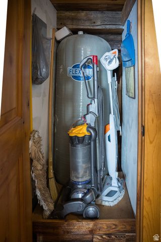 18906 N CANYON RD RIV, Whiterocks, UT 84085