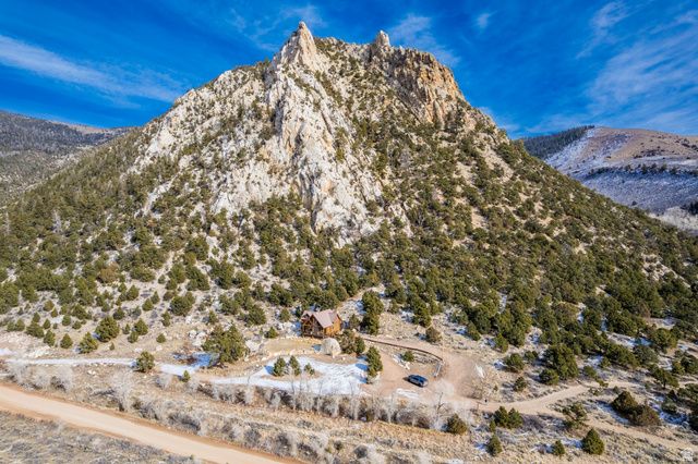 18906 N CANYON RD RIV, Whiterocks, UT 84085