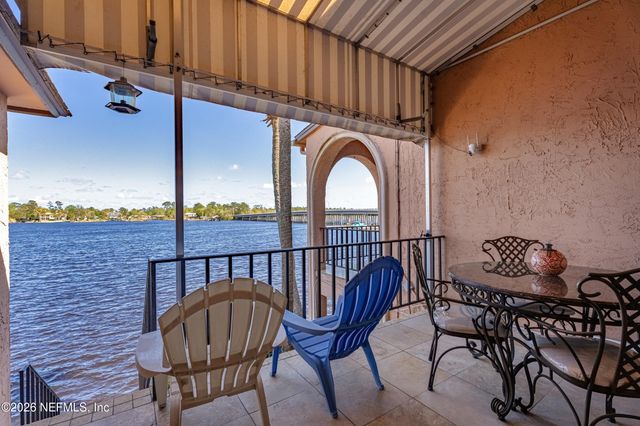 5375 ORTEGA FARMS Boulevard 102, Jacksonville, FL 32210