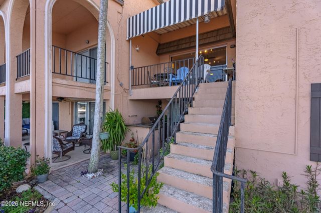 5375 ORTEGA FARMS Boulevard 102, Jacksonville, FL 32210