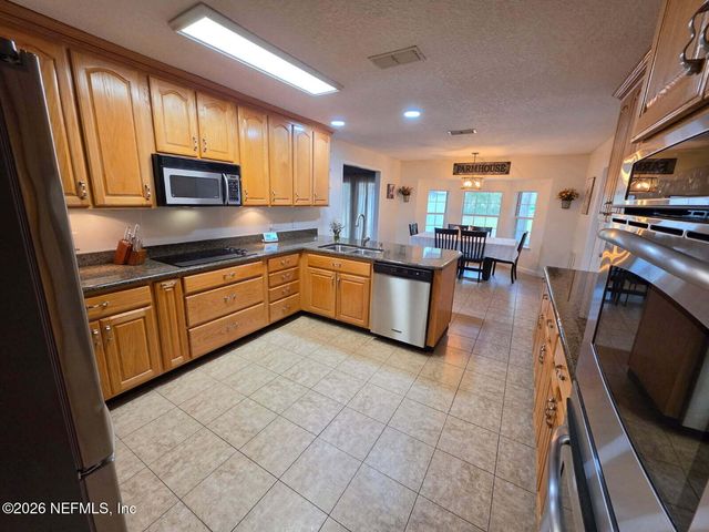 17098 CROSS BRANCH Road, Hilliard, FL 32046