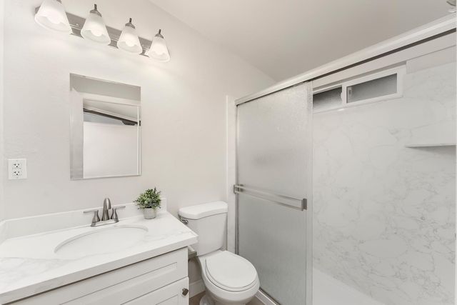 317 Brookwood Rd, Roseville, CA 95678