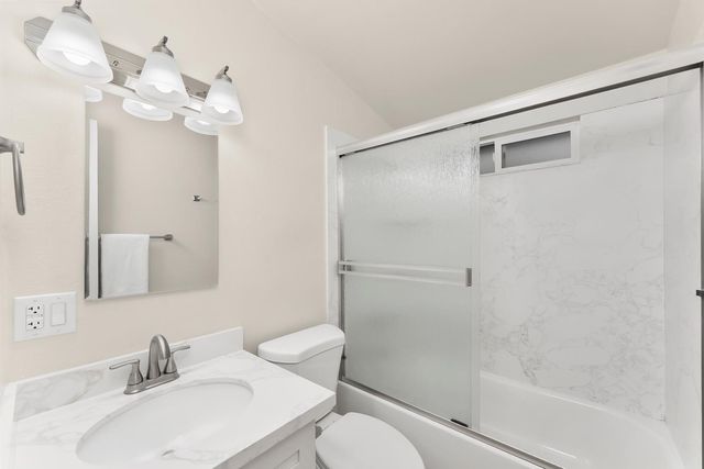 317 Brookwood Rd, Roseville, CA 95678