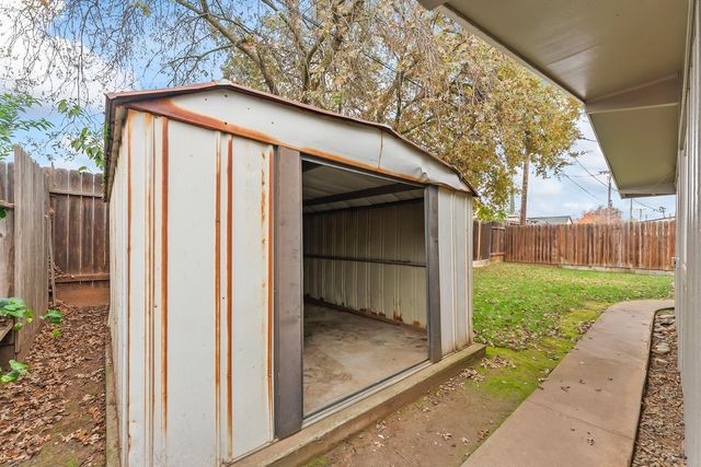 317 Brookwood Rd, Roseville, CA 95678