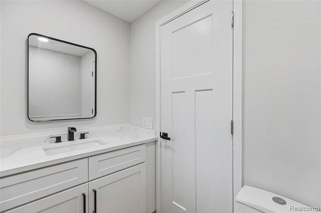 511 Gardenia Avenue, Royal Oak, MI 48067