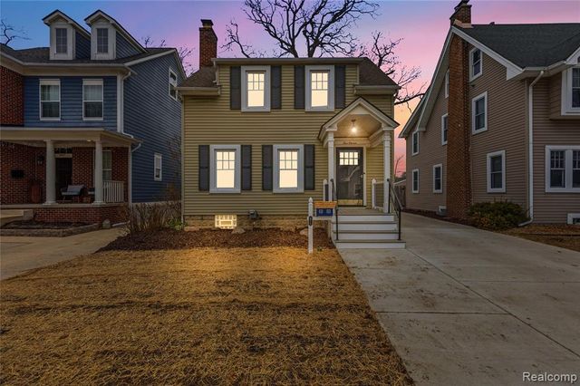 511 Gardenia Avenue, Royal Oak, MI 48067