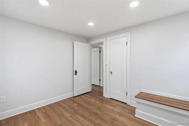 511 Gardenia Avenue, Royal Oak, MI 48067