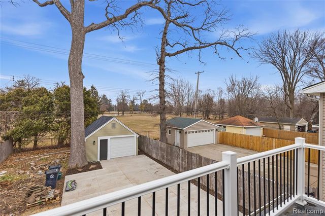 511 Gardenia Avenue, Royal Oak, MI 48067