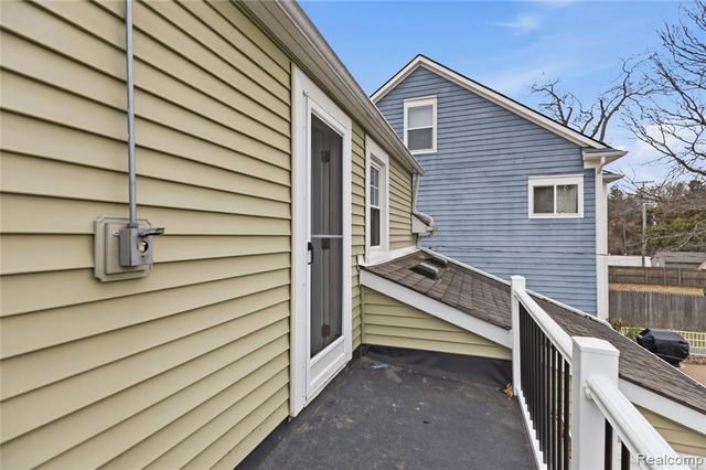 511 Gardenia Avenue, Royal Oak, MI 48067