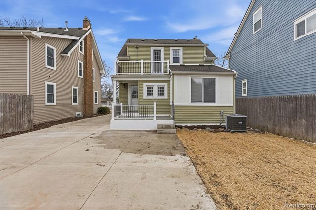 511 Gardenia Avenue, Royal Oak, MI 48067