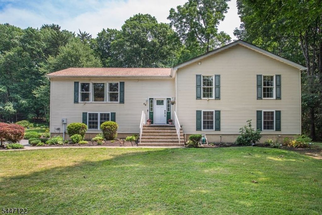 48 Green Ln, Randolph Twp., NJ 07869 — exterior