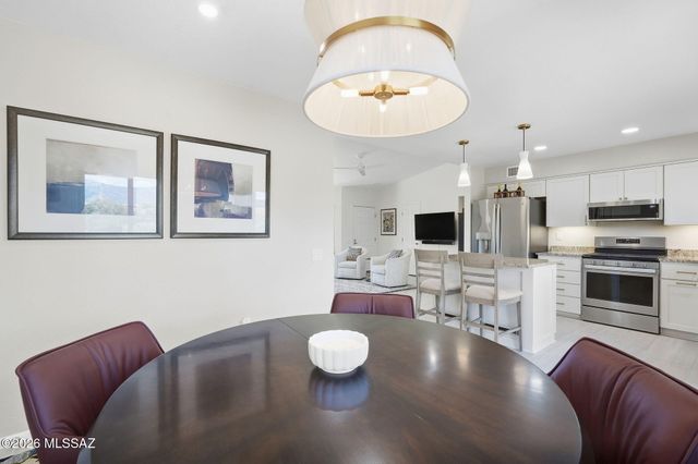 14400 N Crown Point Drive, Oro Valley, AZ 85755