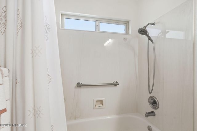 14400 N Crown Point Drive, Oro Valley, AZ 85755