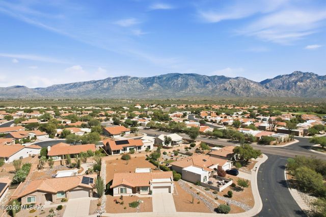 14400 N Crown Point Drive, Oro Valley, AZ 85755