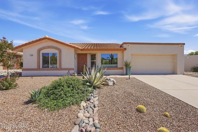 14400 N Crown Point Drive, Oro Valley, AZ 85755