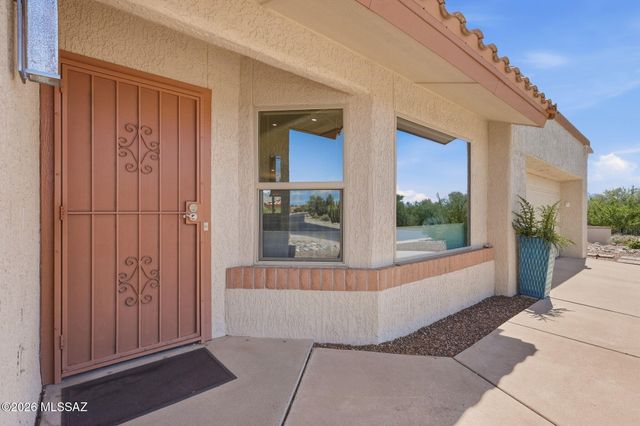 14400 N Crown Point Drive, Oro Valley, AZ 85755