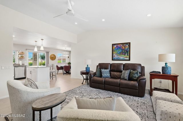 14400 N Crown Point Drive, Oro Valley, AZ 85755