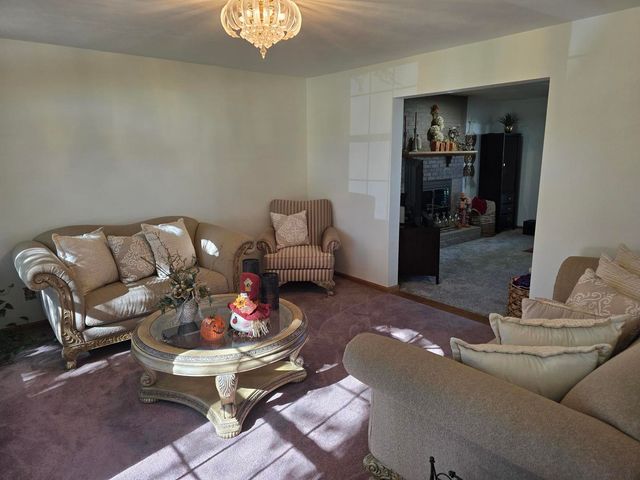 5331 WINNERS Circle, Caledonia, IL 61011
