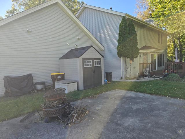 5331 WINNERS Circle, Caledonia, IL 61011