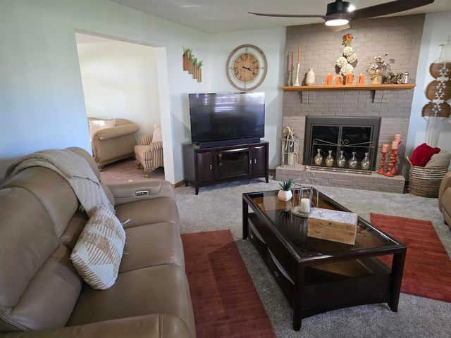 5331 WINNERS Circle, Caledonia, IL 61011