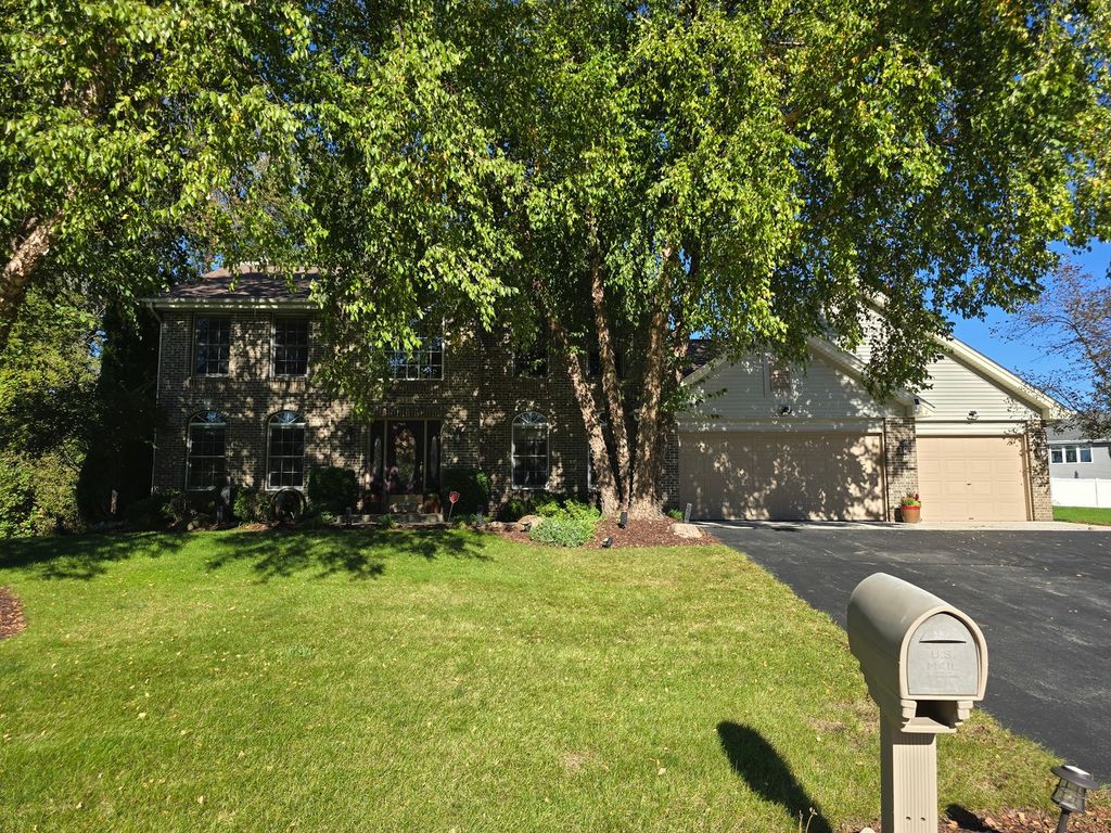 5331 WINNERS Circle, Caledonia, IL 61011