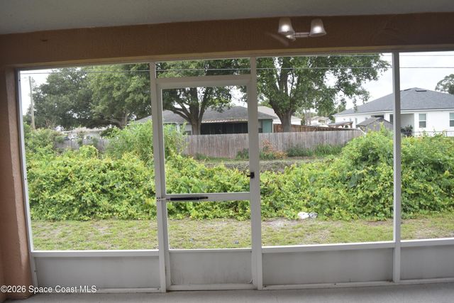 334 Bordeaux Avenue NE, Palm Bay, FL 32907