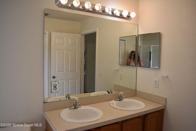 334 Bordeaux Avenue NE, Palm Bay, FL 32907