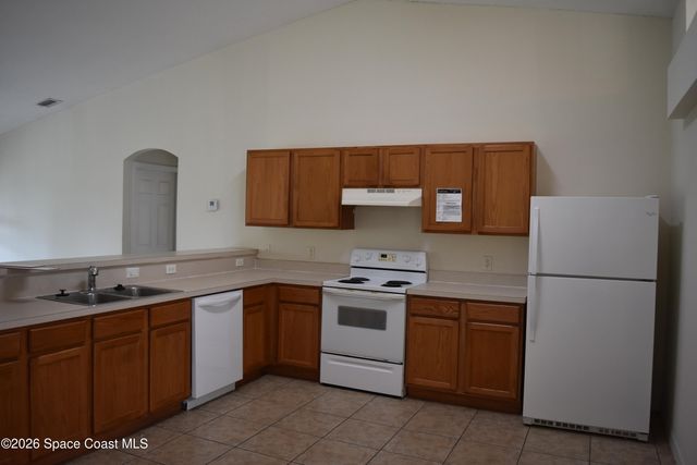 334 Bordeaux Avenue NE, Palm Bay, FL 32907
