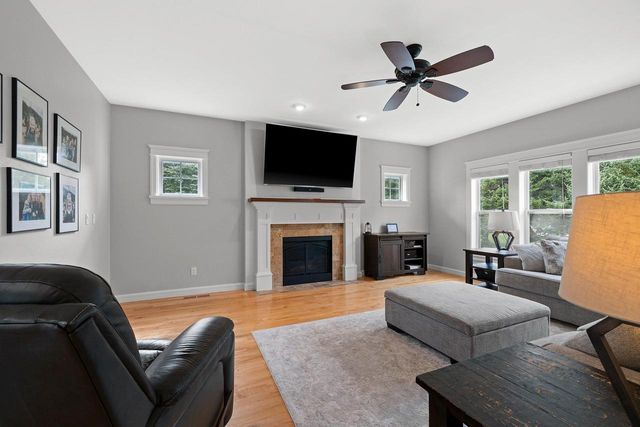 3562 ABBEY COURT, Green Bay, WI 54313
