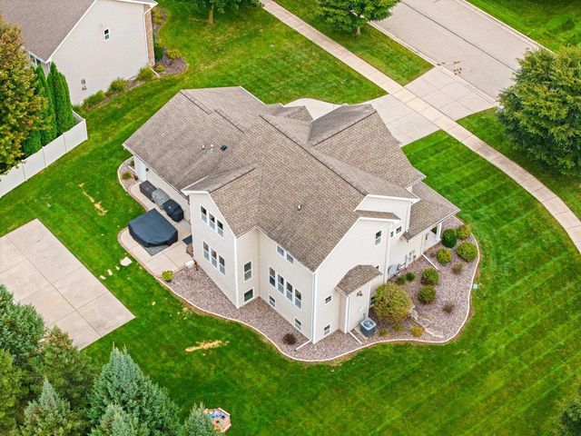 3562 ABBEY COURT, Green Bay, WI 54313