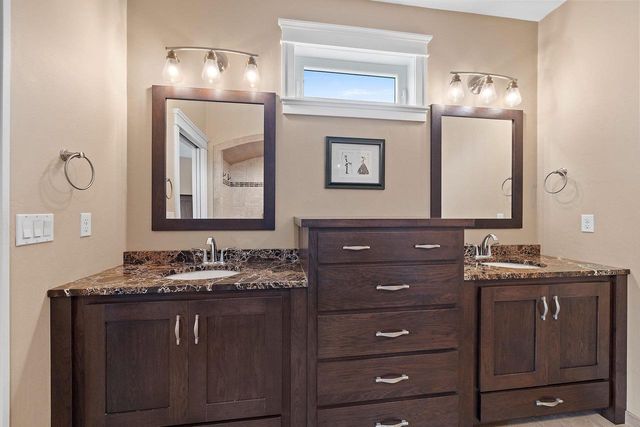 3562 ABBEY COURT, Green Bay, WI 54313