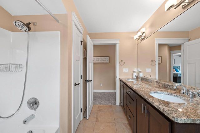 3562 ABBEY COURT, Green Bay, WI 54313