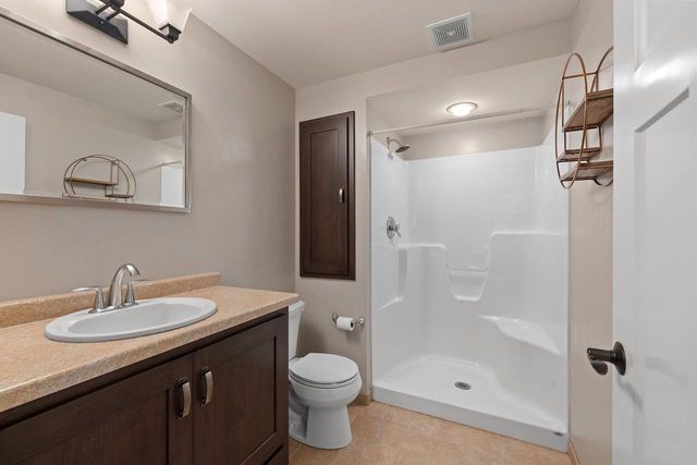 3562 ABBEY COURT, Green Bay, WI 54313