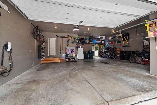 3562 ABBEY COURT, Green Bay, WI 54313