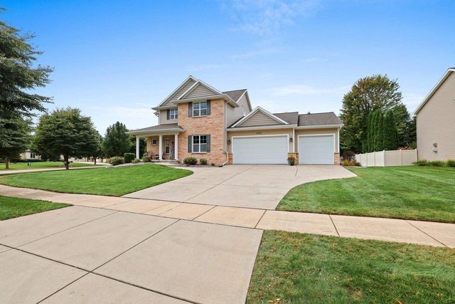 3562 ABBEY COURT, Green Bay, WI 54313