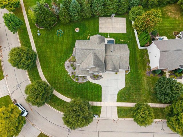 3562 ABBEY COURT, Green Bay, WI 54313