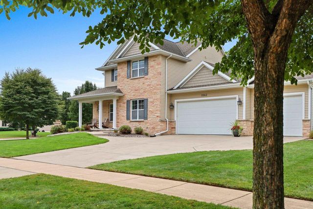 3562 ABBEY COURT, Green Bay, WI 54313