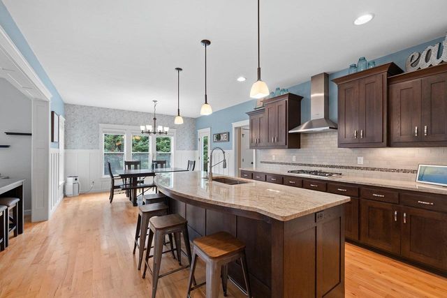 3562 ABBEY COURT, Green Bay, WI 54313